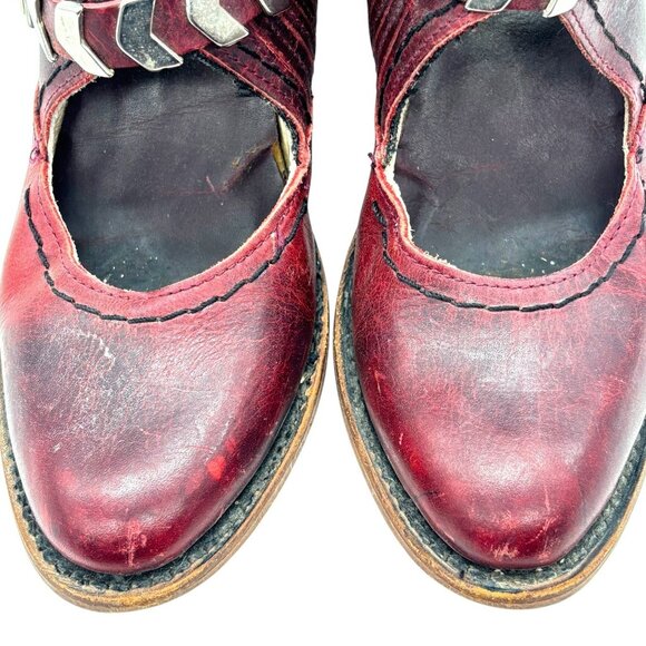 FREEBIRD BY STEVEN Blade Harness Ankle Bootie 6 Western Belt Burgundy Distressed - Picture 10 of 12